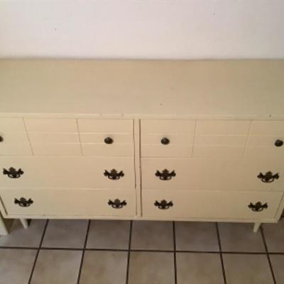 267 Vintage  6 Drawer Dresser