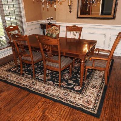 Large area rug **PRCE REDUCED**