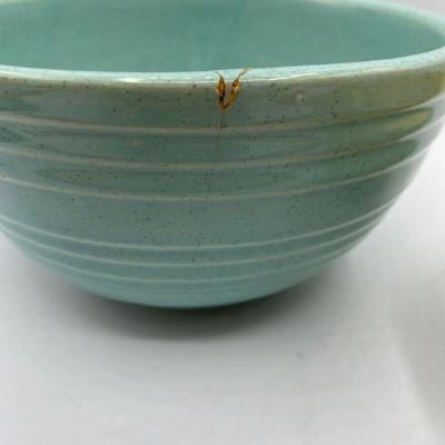 Pair of McCoy Speckled Beehive Rings Mixing Bowls