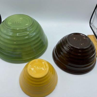 Vintage Bauer Beehive Ring Ware Mixing Bowl Set