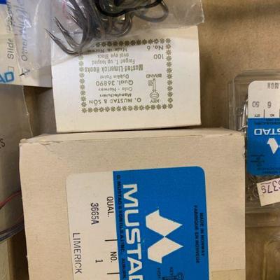 #101 Box of Hooks 