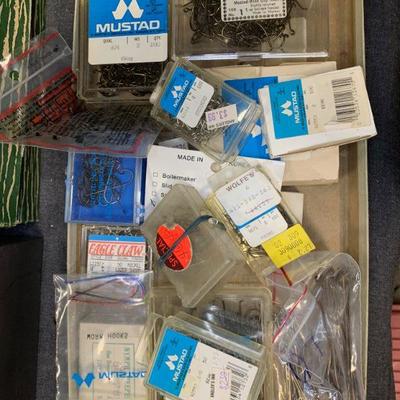 #101 Box of Hooks 