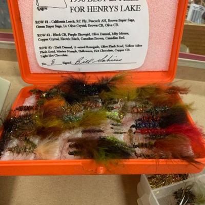 #141 Vintage Flies and Cariers 