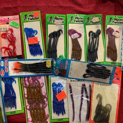 #173 Vintage Rubber Worms