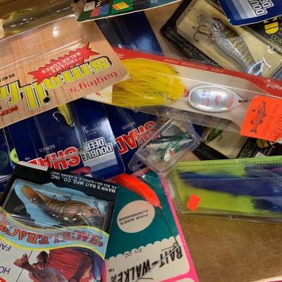 #229 Box of Vintage Fishing Misc.