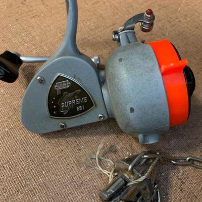 #294 Pflueger Supreme 551