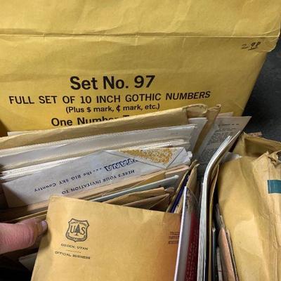 #322 Vintage Maps & Collectible Pamphlets