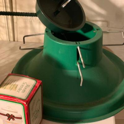 30. Christmas Decor