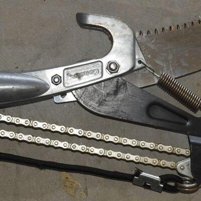 Tree limb trimmer