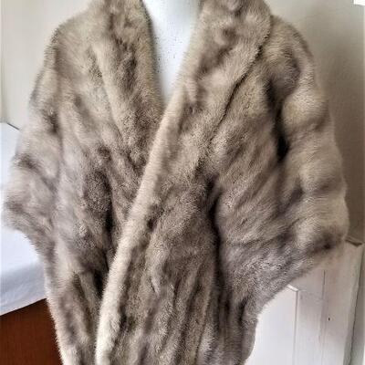 Lot #42 Vintage Silver Mink Stole - nice condition
