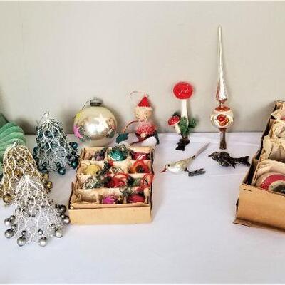 Lot #71  Vintage Christmas Lot