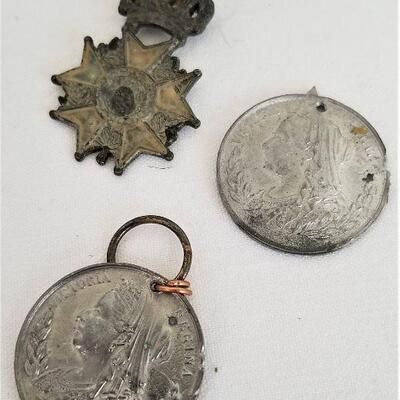Lot #94  MILITARIA - nice lot of antique/vintage British Militaria - Spurs