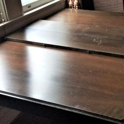 Lot #103  Vintage Depression Era Dining Room Table - 2 leaves
