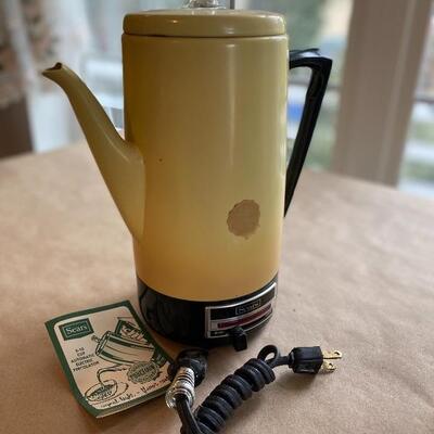 Vintage harvest gold percolator all original parts and booklet