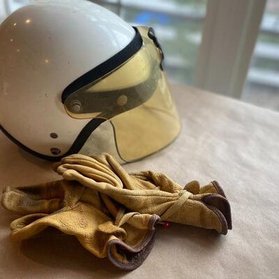 Vintage motorcycle helmet gloves included