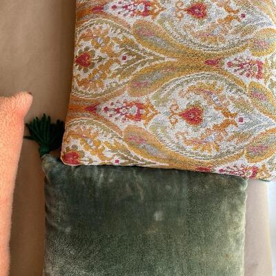 Vintage midcentury pillow lot 