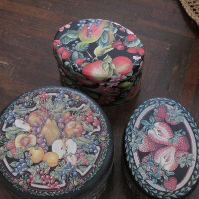 Lot 26- Collection of Fruit Tins