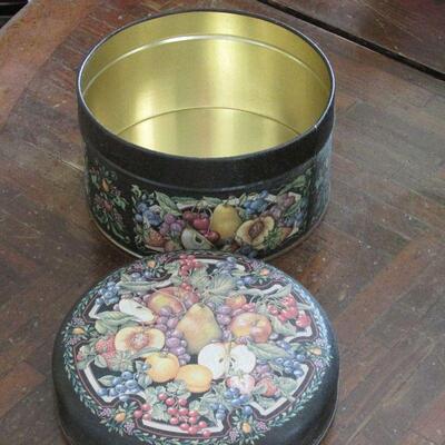 Lot 26- Collection of Fruit Tins