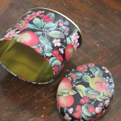 Lot 26- Collection of Fruit Tins
