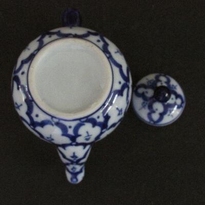Lot 34- Small Porcelain Chinoiserie Teapot