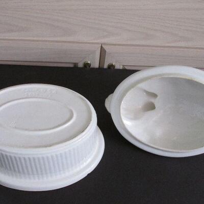Lot 36- Ceramic Rabbit Baking Dish