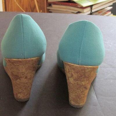 Lot 46- American Eagle High Heels