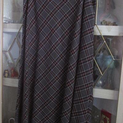 Lot 52- Croft & Barrow Plaid Skirt