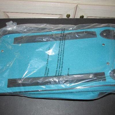 Lot 65- Gold Coast Travel Bag