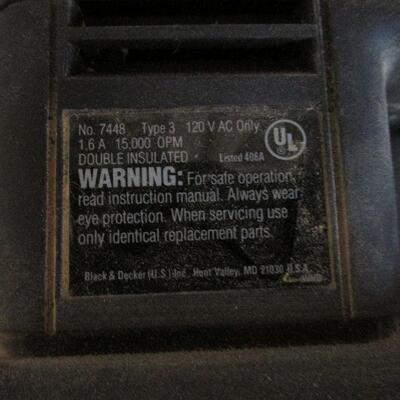Lot 75- Black & Decker Basic Finishing Sander