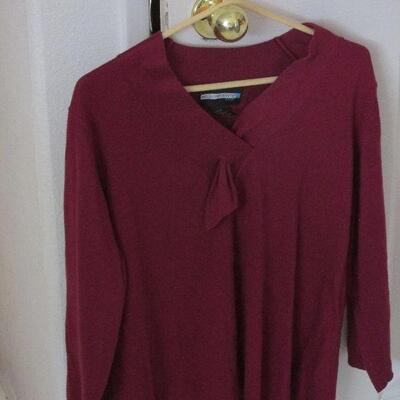 Lot 81- Requirements Blouse
