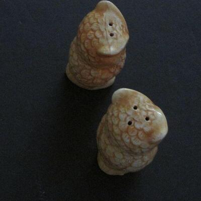 Lot 88- Owl Ceramic Shakers