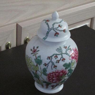 Lot 92- ACF Ginger Jar