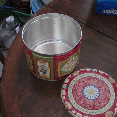 lot 98- Tin for Swedish Cookies