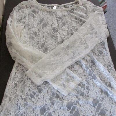 Lot 129- Xhilaration White Lace Top