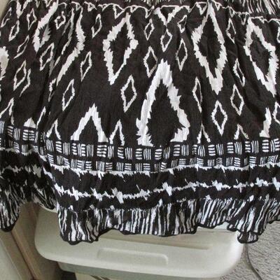 Lot 131- Chaudry KC skirt