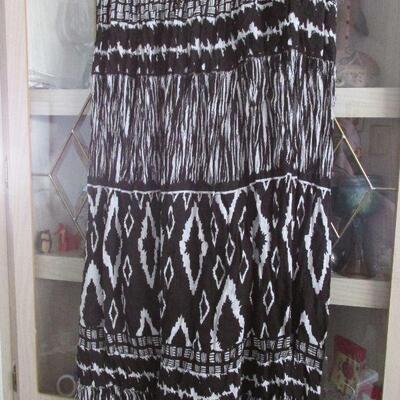 Lot 131- Chaudry KC skirt