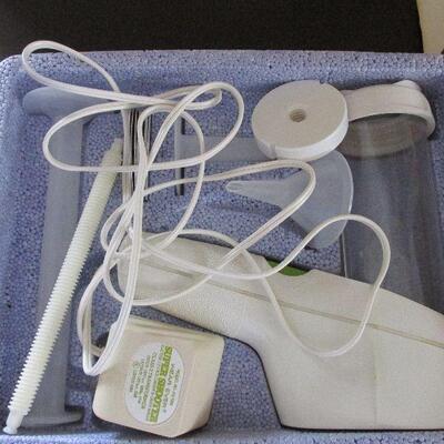 Lot 142- Super Shooter Electric Cookie Maker