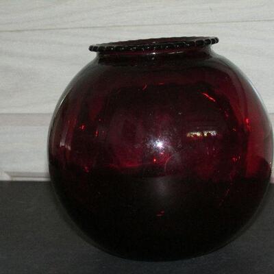 Lot 153- Royal Ruby Anchor Hocking Vase