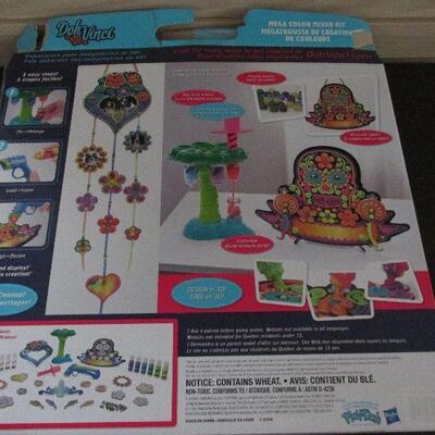 Lot 163- Doh-Vinci Mega Color Mix Set