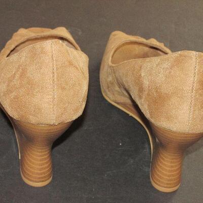 Lot 164- Fioni Platform Heels