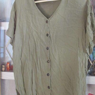 Lot 174- Sag Harbor Shirt