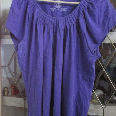 Lot 177- Chaus Organic Blouse