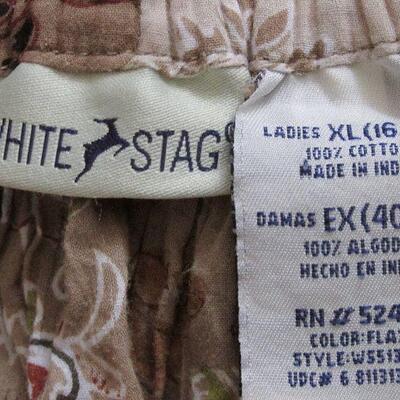 Lot 202- White Stag Green Floral Skirt