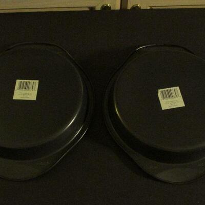 Lot 212- Wilton Cake Pans
