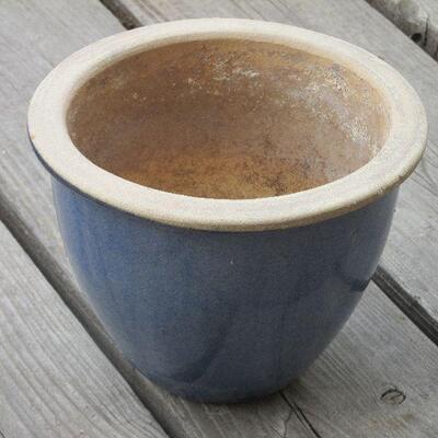 Lot 213- Collection of Planting Pots