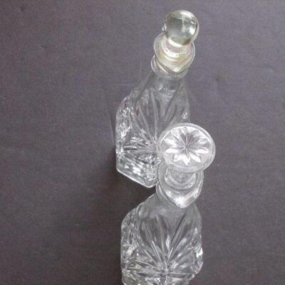 Lot 284- Anchor Hocking Prescut Cruets