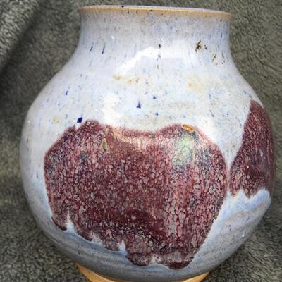BENNETT Vintage Signed Art Pottery Vase 7â€