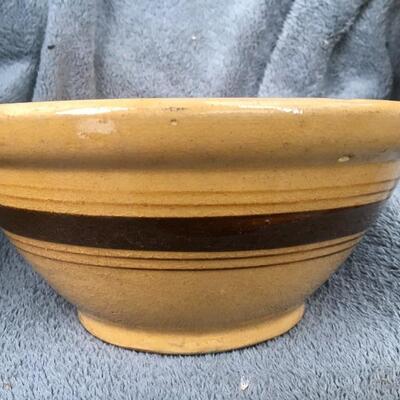 Antique 10â€ Banded Yellow Ware Bowl and 9â€ Bun Cake Mold