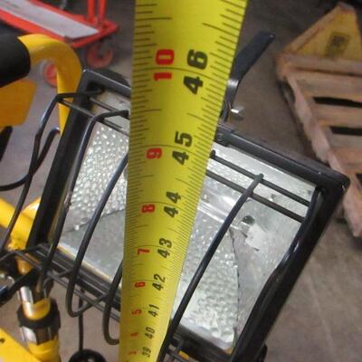 Lot 9 - Shop Light With Stand