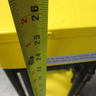 Lot 9 - Shop Light With Stand
